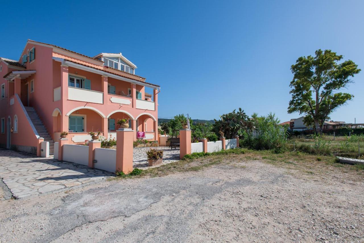 Vlachos Apartments Acharavi Ахарави Екстериор снимка